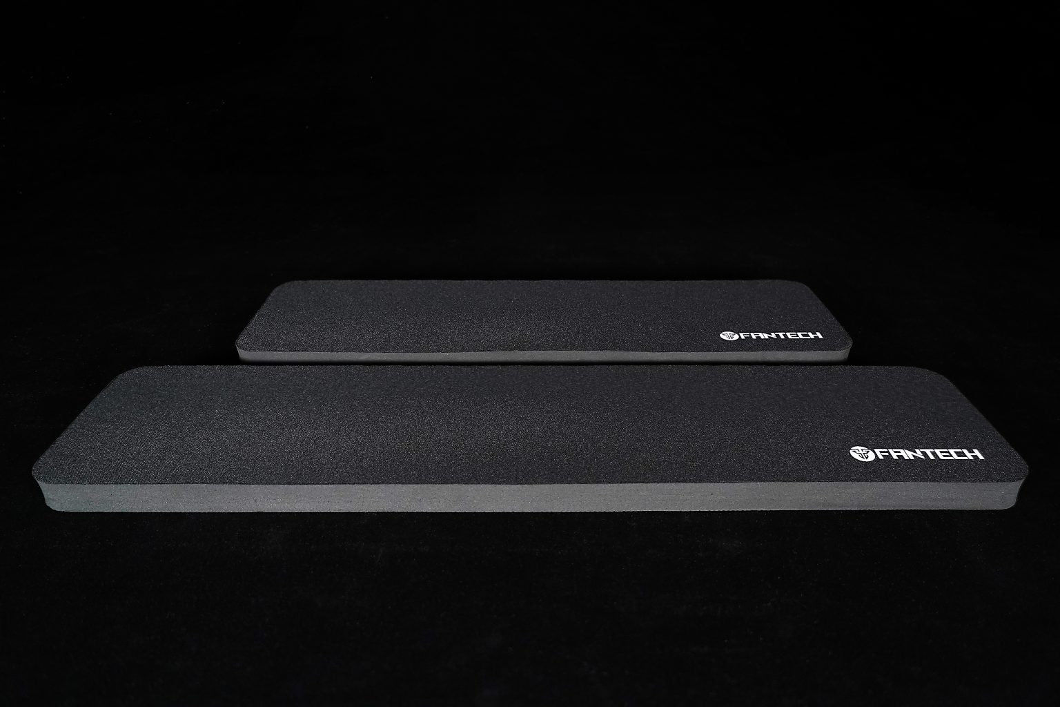 FANTECH AC4101M PILO TKL 359MM X 95MM X 18MM WRISTPAD-WRISTPAD-Makotek Computers